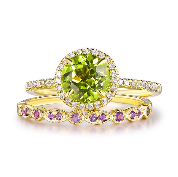 ❤️10k Size 9 Vintage popular Solid Yellow Gold Heart-Shaped Peridot Ring!