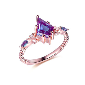 1.4ct Kite Alexandrite Vintage Rope Ring in 14K Gold/Silver - Lord of Gem Rings